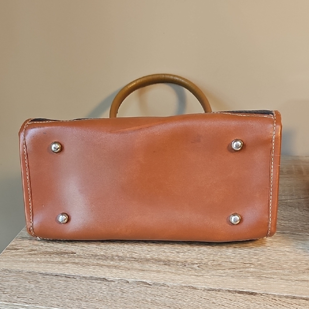 Vintage Dooney & Bourke Navy and Brown Pebbled Leather Satchel Handbag - Picture 6 of 9